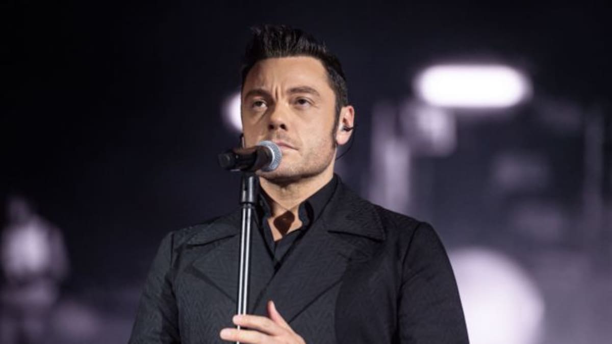 Tiziano Ferro cancela sus todos sus compromisos para divorciarse de su esposo