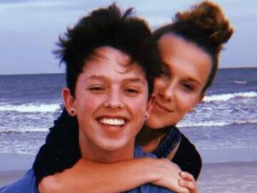 Ariana Grande critica relación de Millie Bobby Brown y su novio