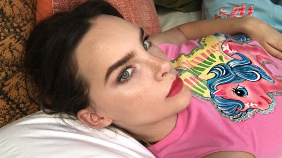Belinda es criticada por sus fans luego de hacerse esto en la cara
