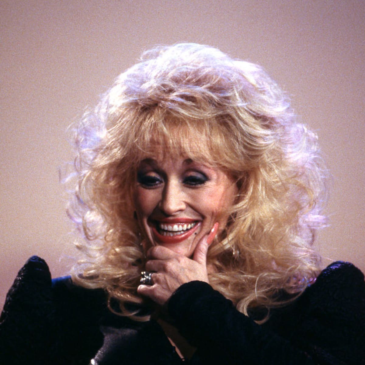 Muere Dolly Parton a los 80 años: así fue la vida de la reina del country que conquistó al mundo