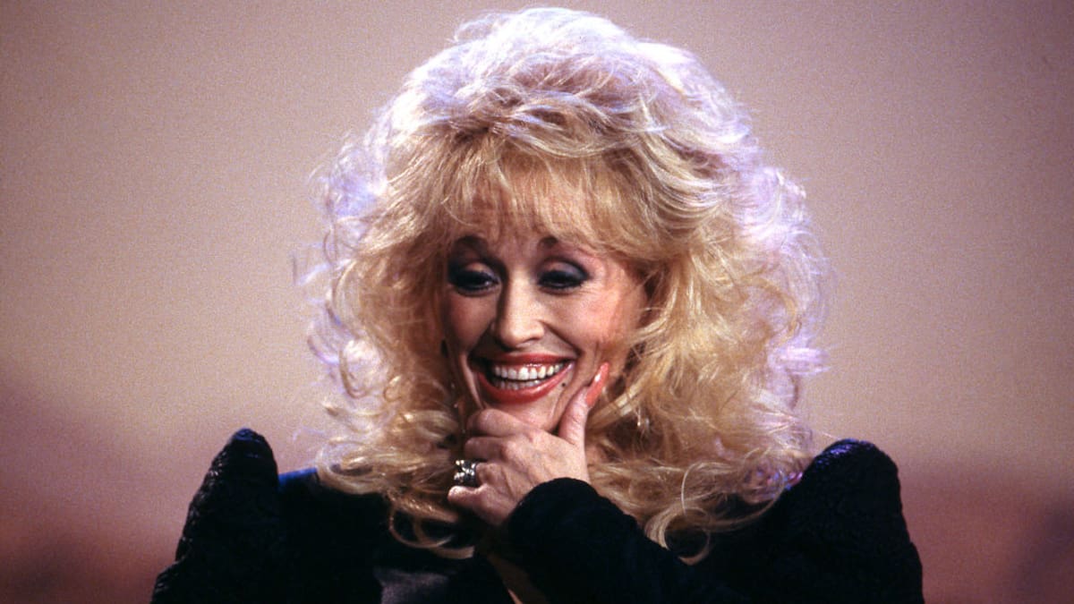 Muere Dolly Parton a los 80 años: así fue la vida de la reina del country que conquistó al mundo