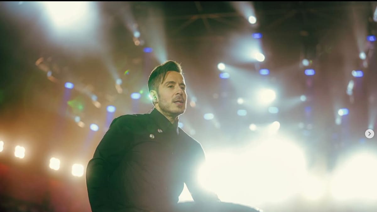 José Madero frente a más de 60 mil personas en el Estadio GNP Seguros