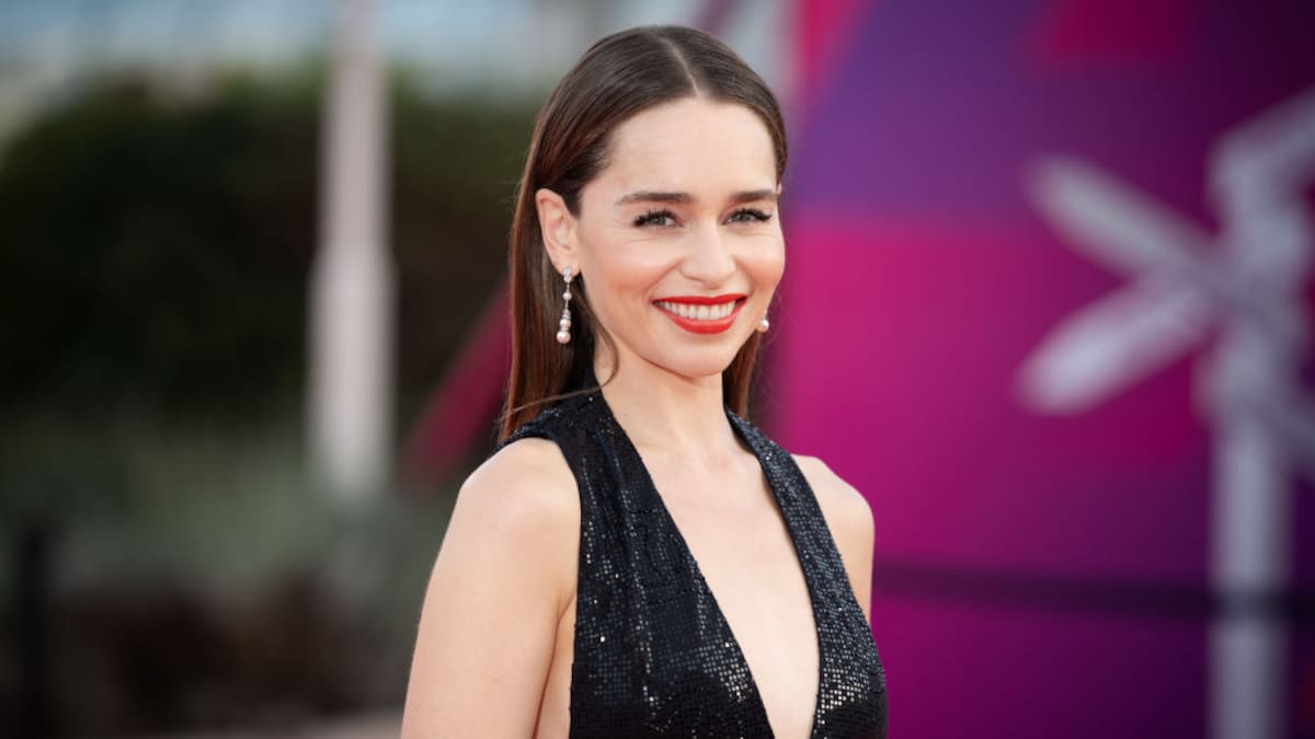 Emilia Clarke rompe el silencio sobre las secuelas de sus lesiones cerebrales y los nuevos padecimientos que tiene