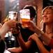 Tomar cerveza después del trabajo te alarga la vida