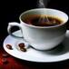 Aguas con lo que se va en tu café