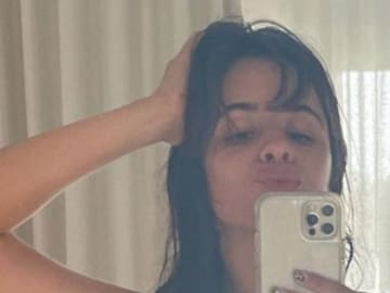 Tras críticas a su cuerpo, Camila Cabello presume selfie en bikini