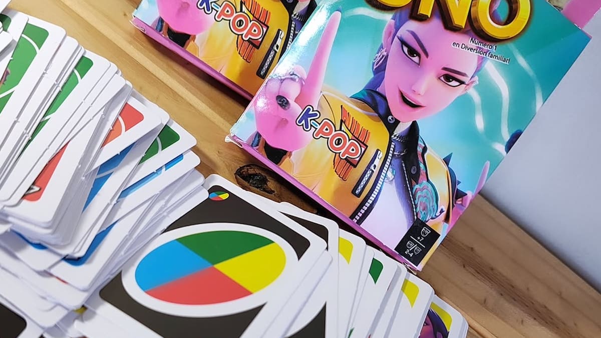 Sorprenden a fans con un UNO edición especial de “Las Guerreras del K-pop”: precio y dónde comprarlo en México