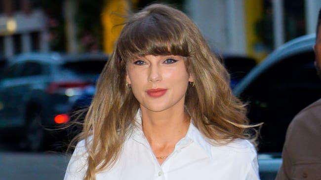 Taylor Swift podría mantener el liderato este sábado con 'Opalite'.
