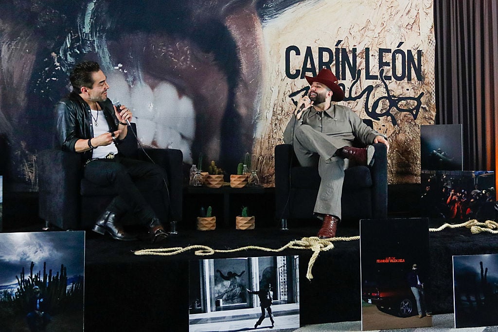 MX- Carín León