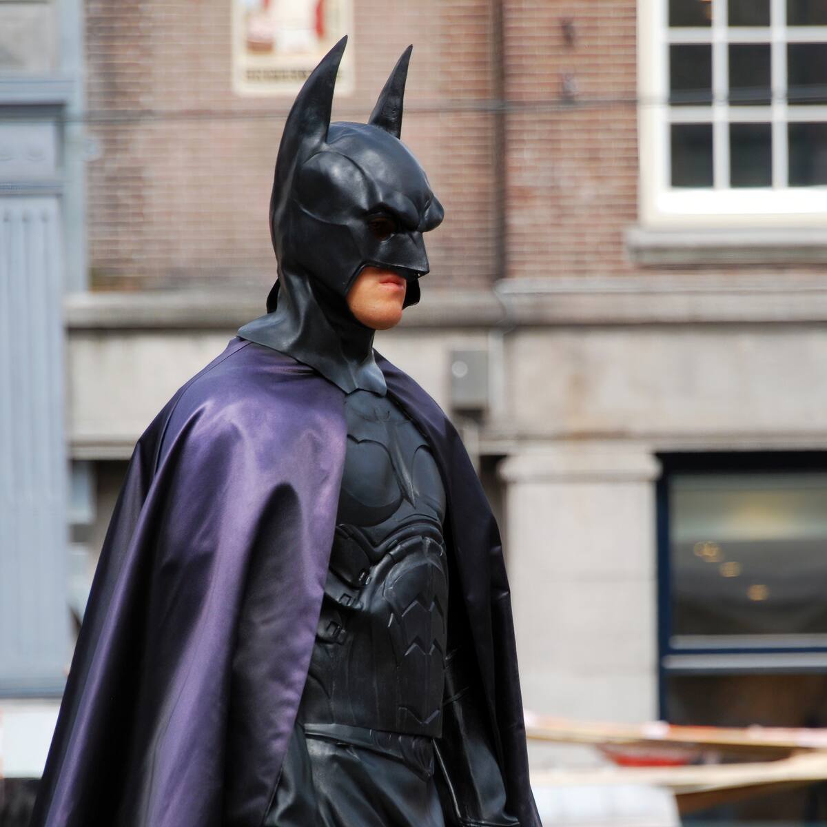 Ciudad gótica y Batman llegan a la CDMX en una exposición gratuita: Batimóvil, cosplay, cine y actividades para toda la familia