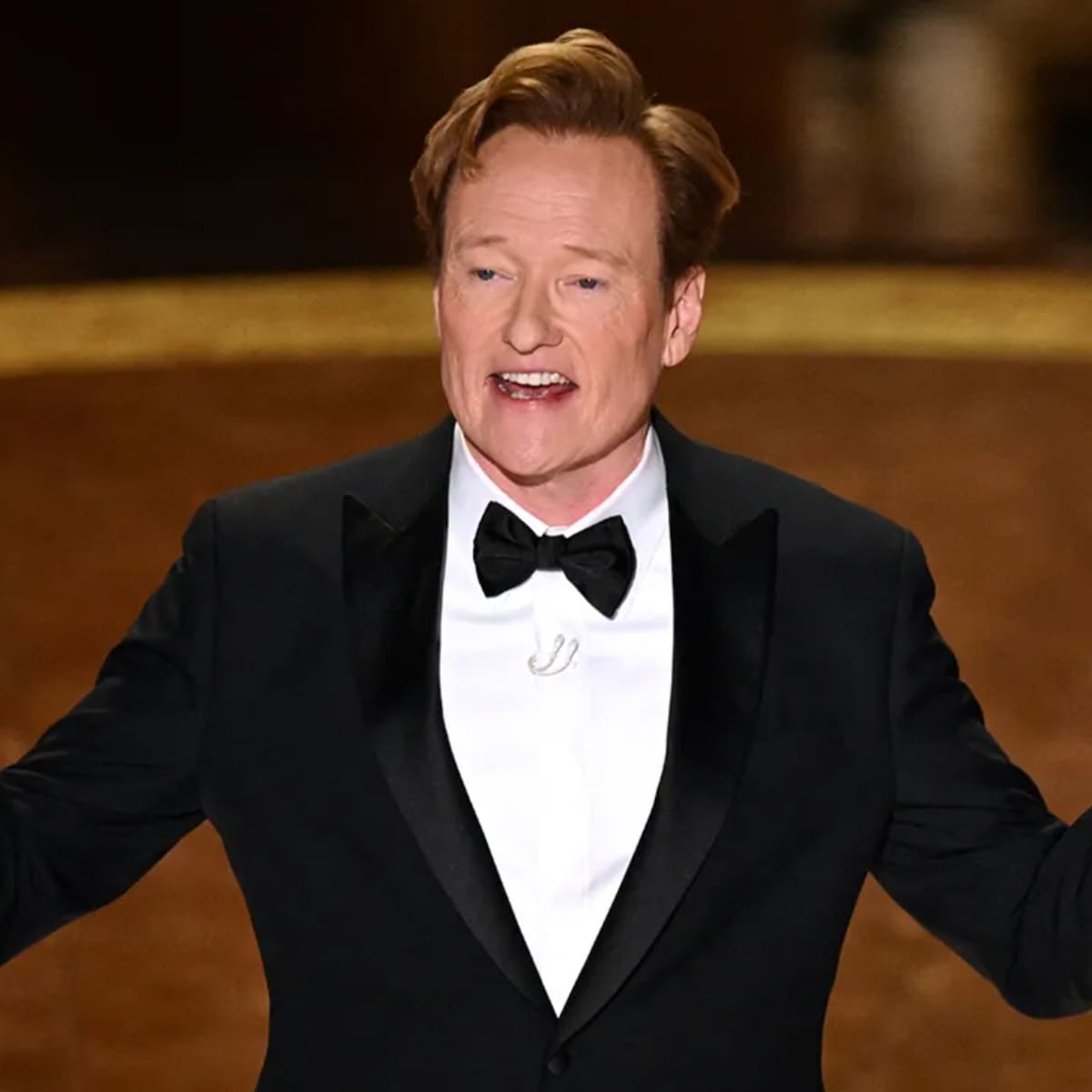 Conan O’Brien arranca los Premios Oscar 2026 con un monólogo lleno de sátira y polémica