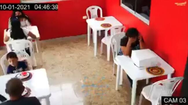 Después de la llamada la señora estaba descosolada