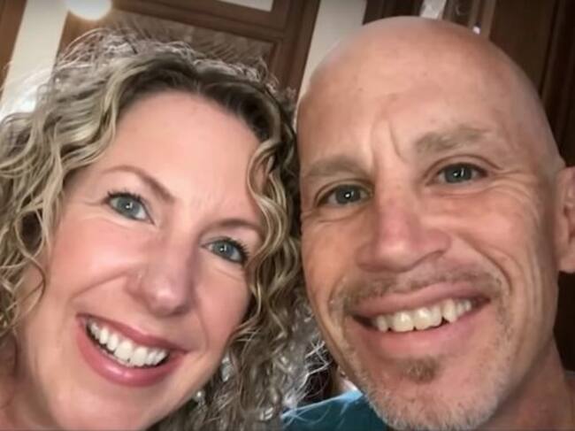 Peter no deja de estar agradecido con Lisa por quedarse con él