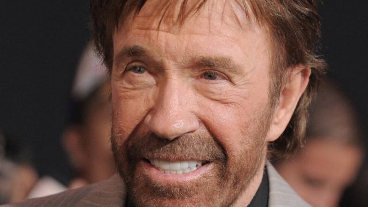 Chuck Norris sobrevive a dos infartos en menos de una hora