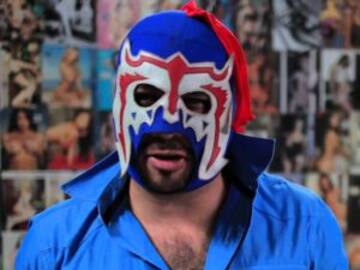 Ocupan falso Escorpión dorado para campaña política