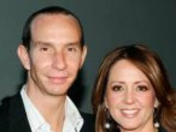 Andrea Legarreta reacciona furiosa ante rumores de divorcio