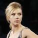 Scarlett Johansson se compromete por tercera vez