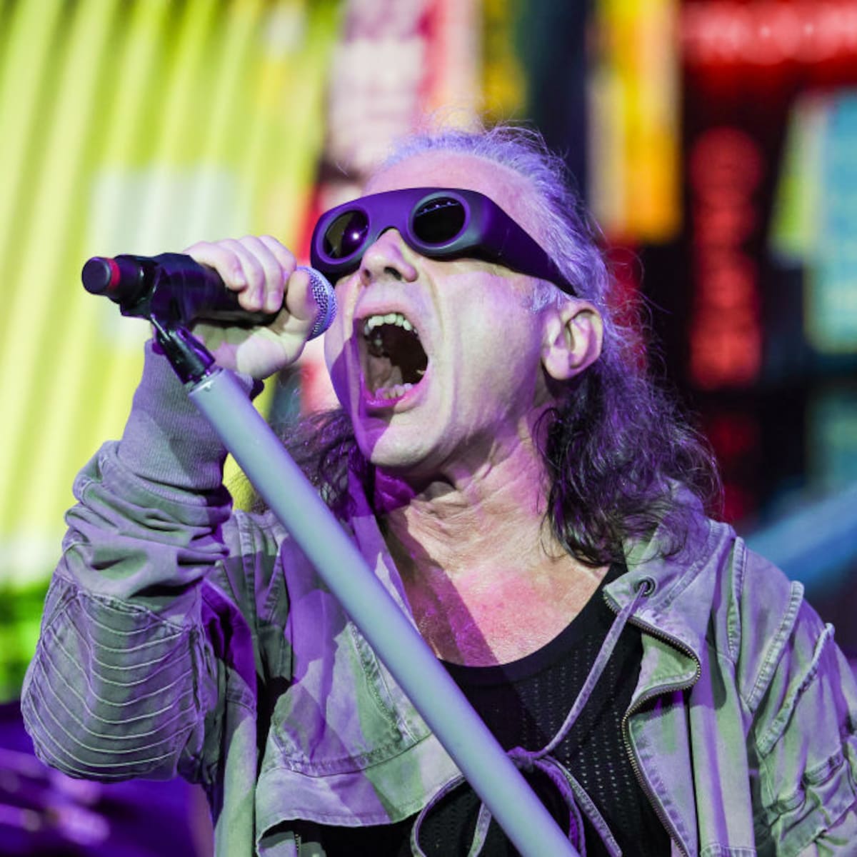 Iron Maiden celebrará 50 años con el estreno del documental Burning Ambition en cines