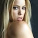 Shakira reaparece con un drástico cambio de look