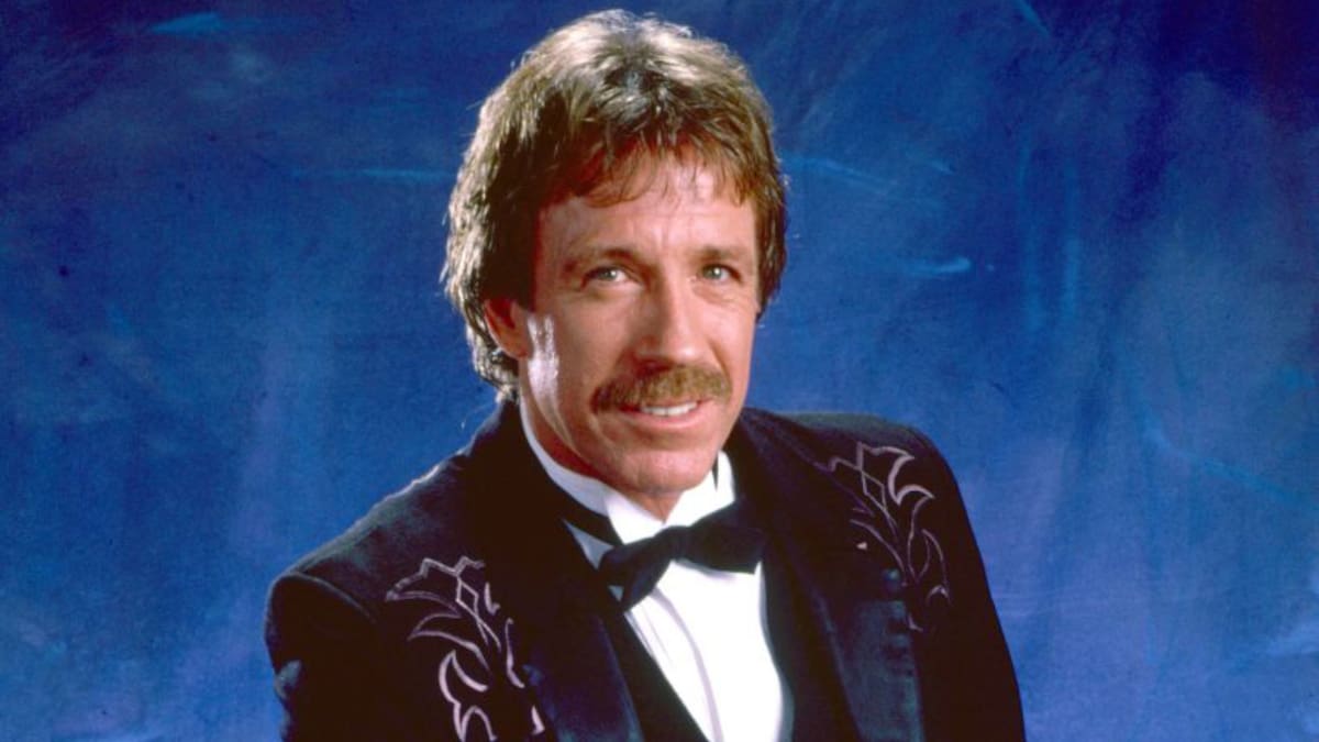 El último "round" de una leyenda: nuestra comunidad despide a Chuck Norris con humor y respeto