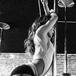 María León improvisa sensual Pole Dance