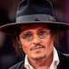 Johnny Depp arrasa en ventas con su primera colección de arte, 'Friends & Heroes'
