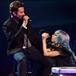 Lady Gaga y Bradley Cooper cantan "Shallow" en vivo