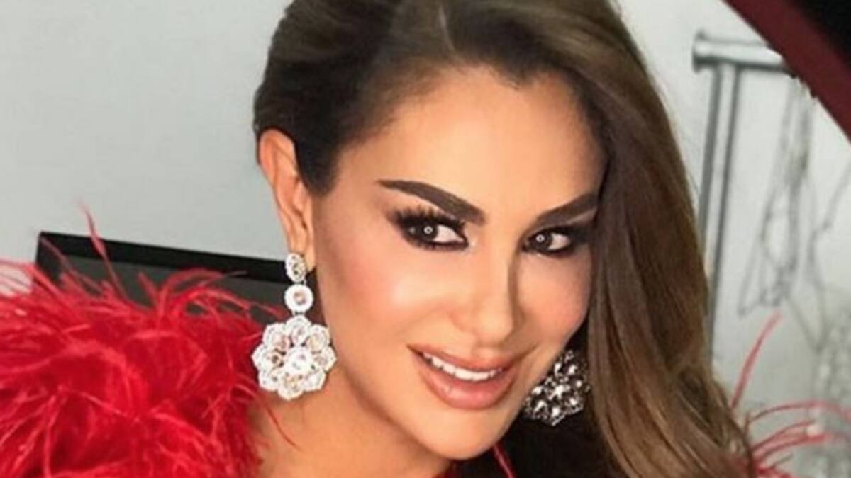 Ninel Conde es exhibida por su cirujano; mostró sus arreglitos