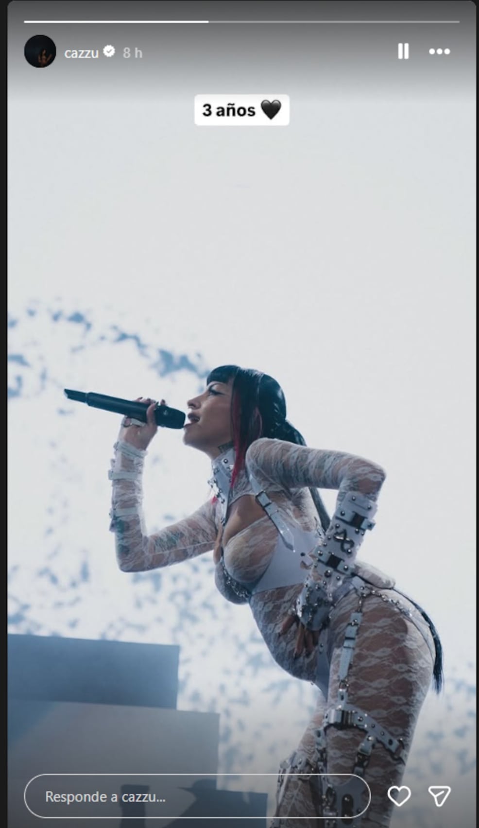 ¿Cazzu manda indirecta a Ángela Aguilar?