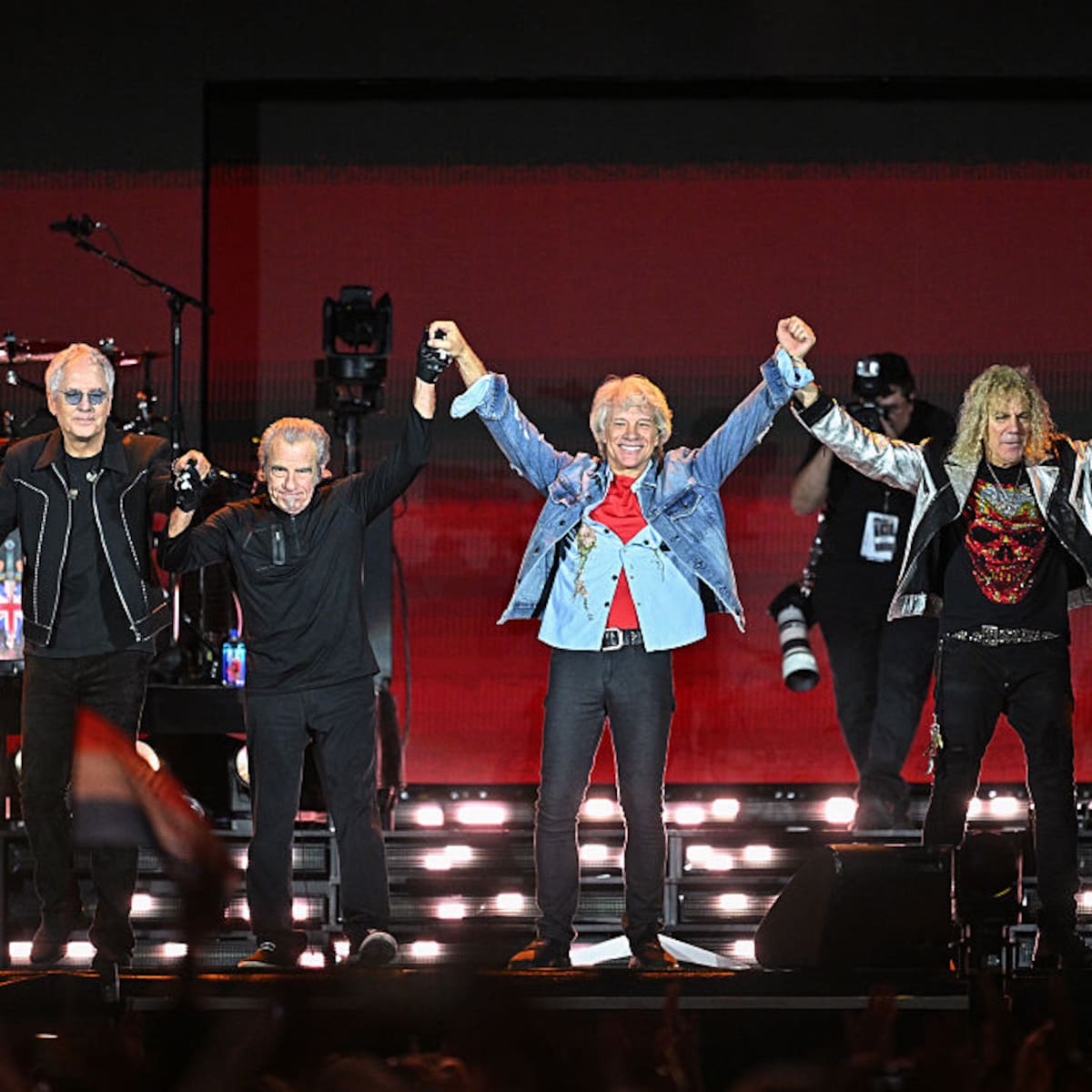 A pesar de los problemas en sus cuerdas vocales, Bon Jovi prepara una nueva gira para 2027: “Aún no he terminado”