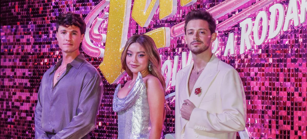 Los protagonistas de Soy Luna en la pink carpet