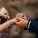 La verdadera razón de usar el anillo de bodas en el cuarto dedo