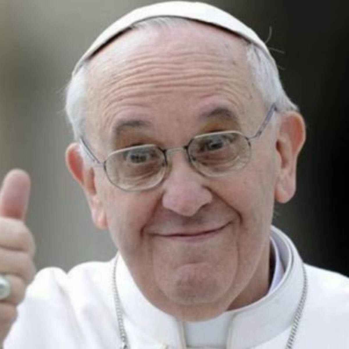 Papa Francisco tiene su propia aplicación de emojis