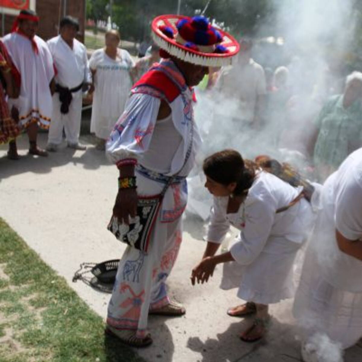 En México se cree en limpias que en la ciencia