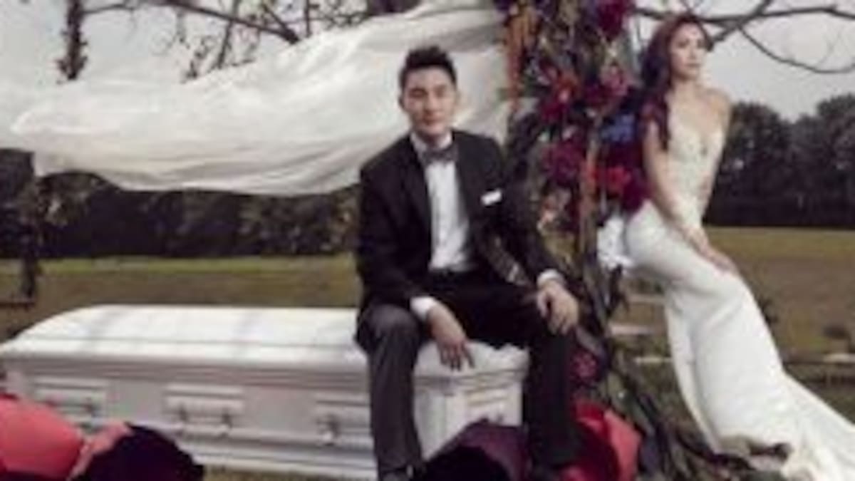 Un álbum de boda ¡en un cementerio!