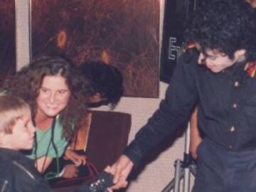 Fans de Michael Jackson demandan a “víctimas” de “Leaving Neverland”